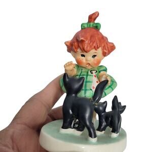 Vintage Goebel Red Headed Girl Figurine OOPs BYJ #3 1957  11226-1TClo